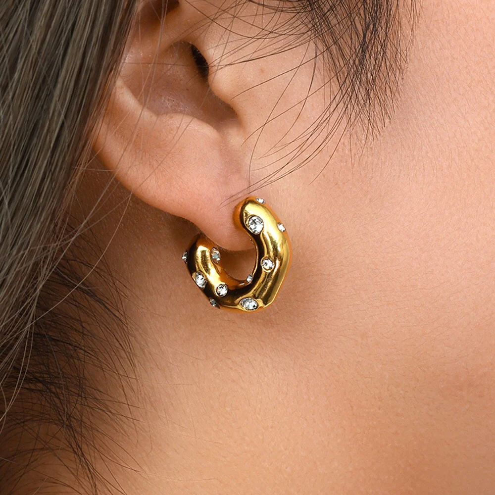 Knot Studs