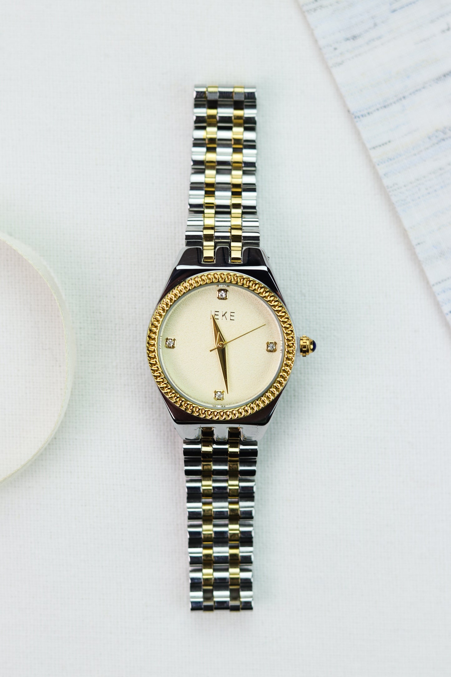 IEKI Golden Gilded Grace Women Watch