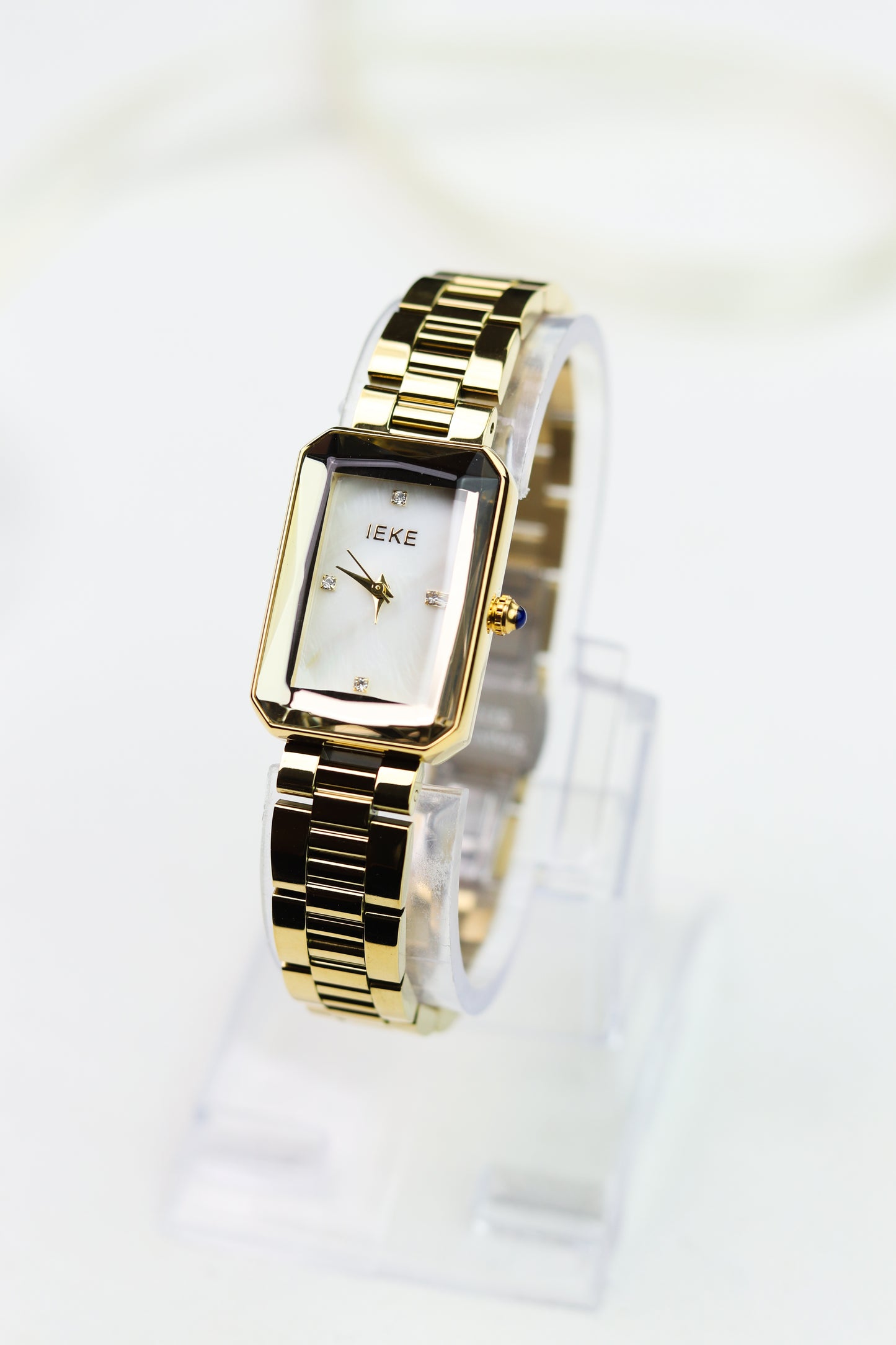 The Metropolis Rectangle Golden Women Watch