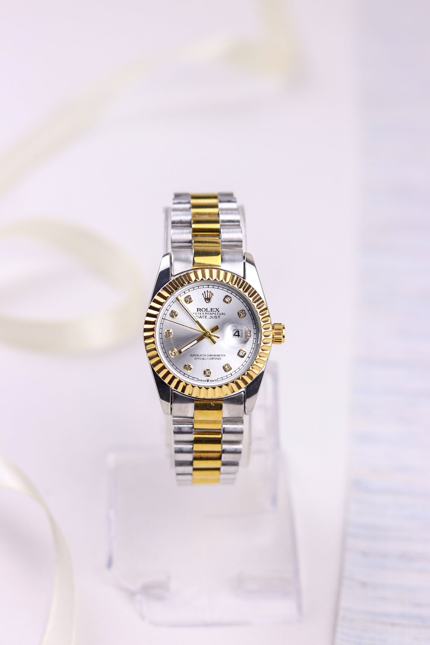 Rol-ex Diamond Dial Delight DateJust Women Watch - Fluted Bezel