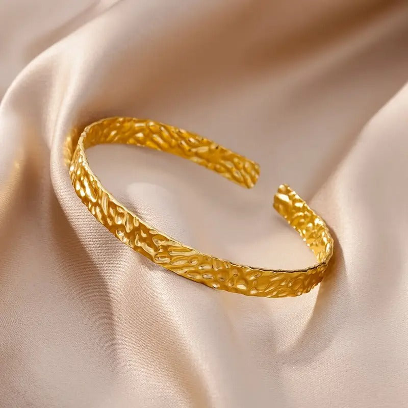 Delicate Hammered Texture Cuff Bracelet