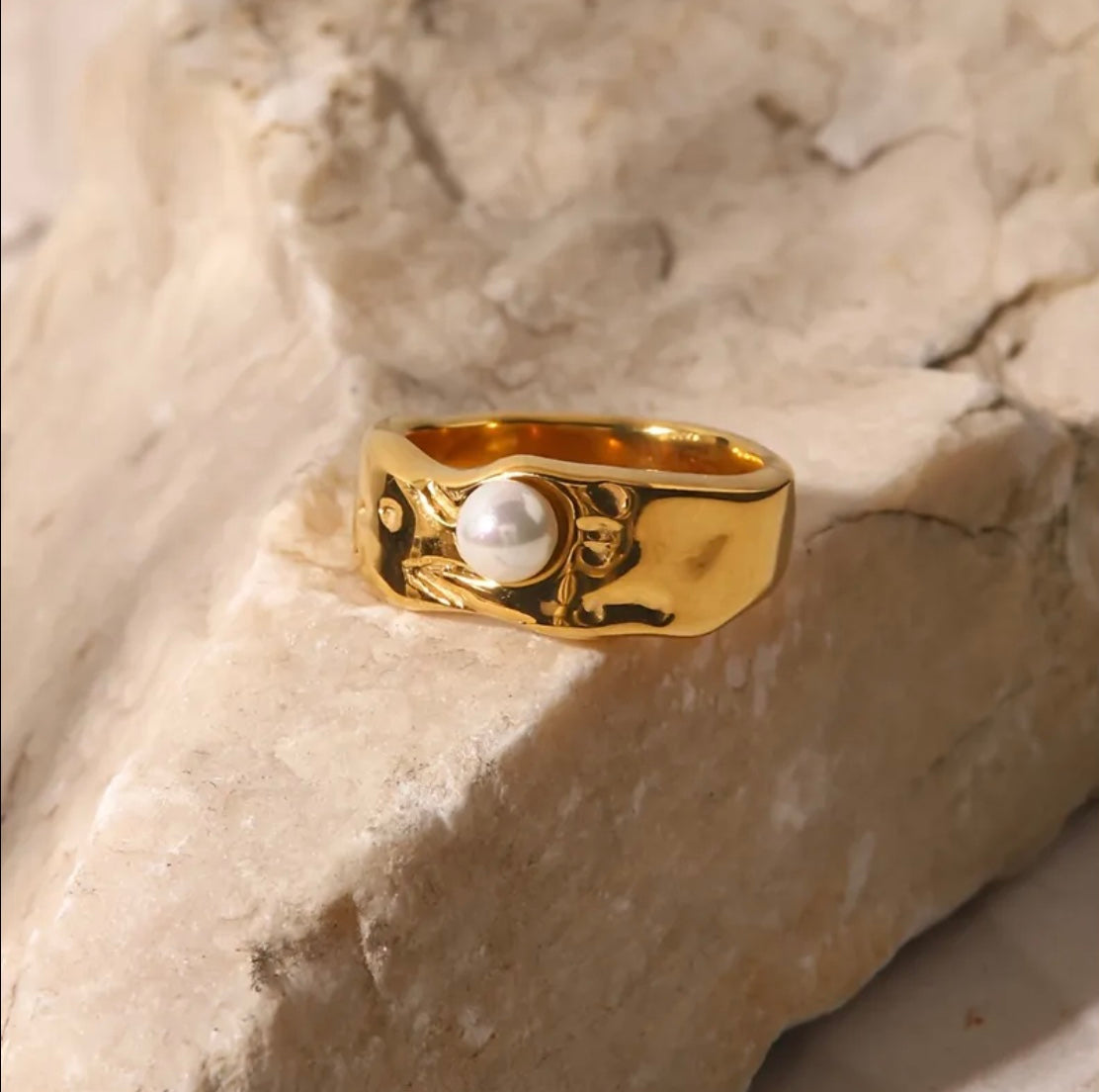 Aurelie Pearl Ring