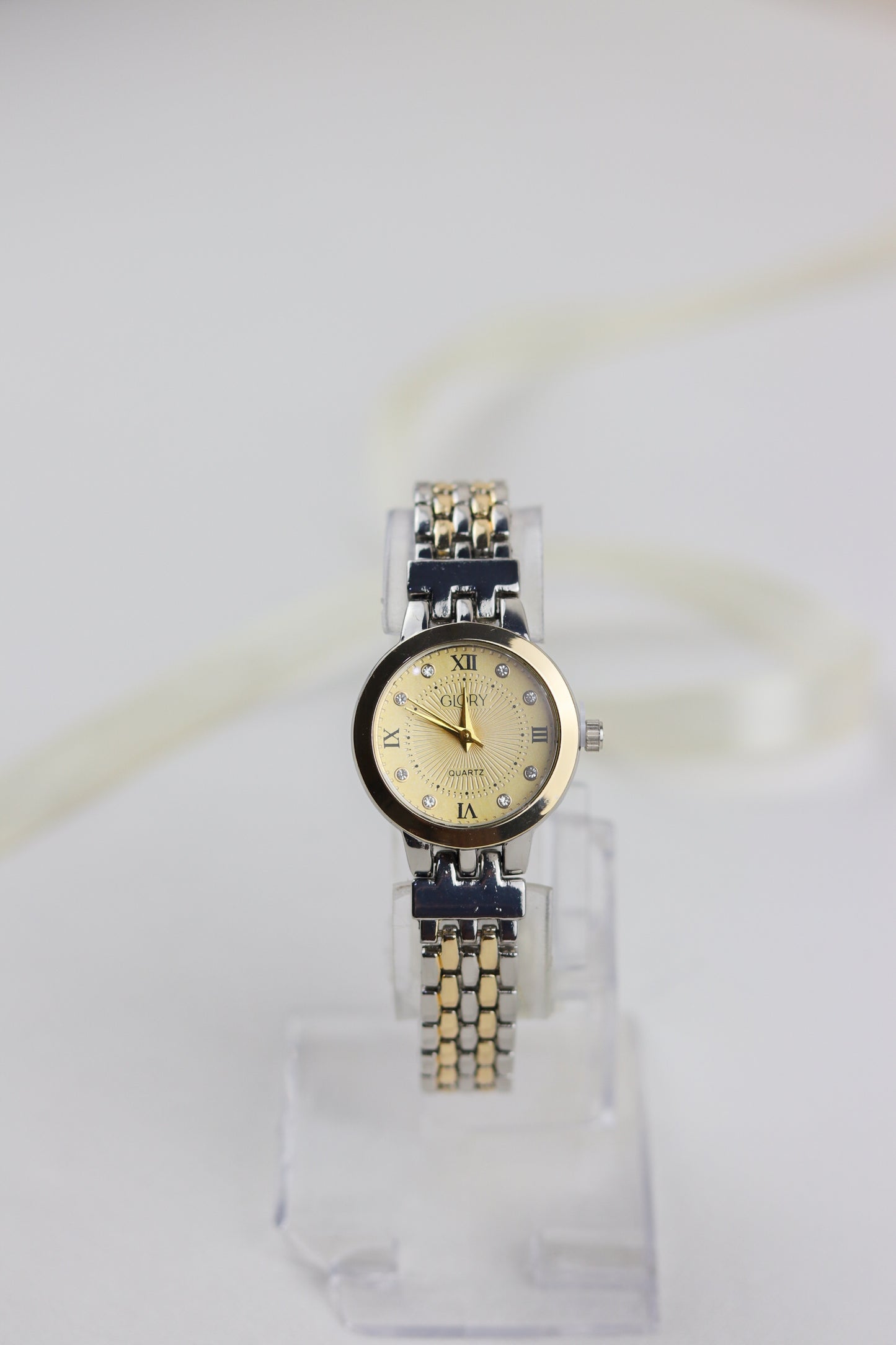 Glory Quartz Elegance Watch