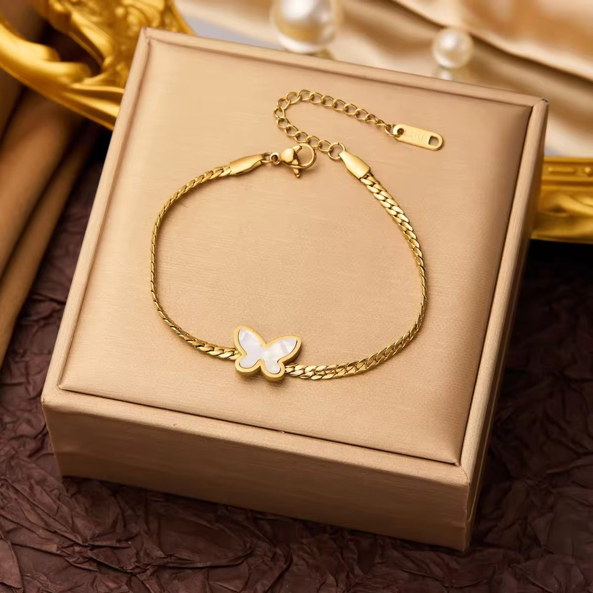 Flutter Chain Bracelet