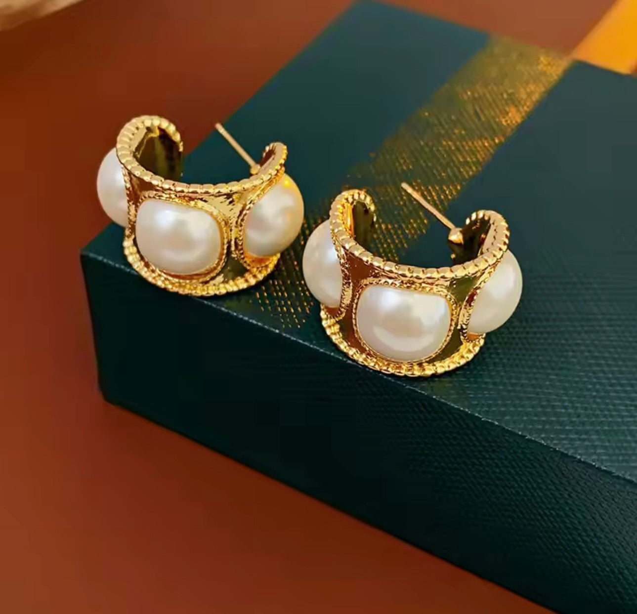 Everglow Pearl Hoop Earrings | Pearl Earrings Pakistan