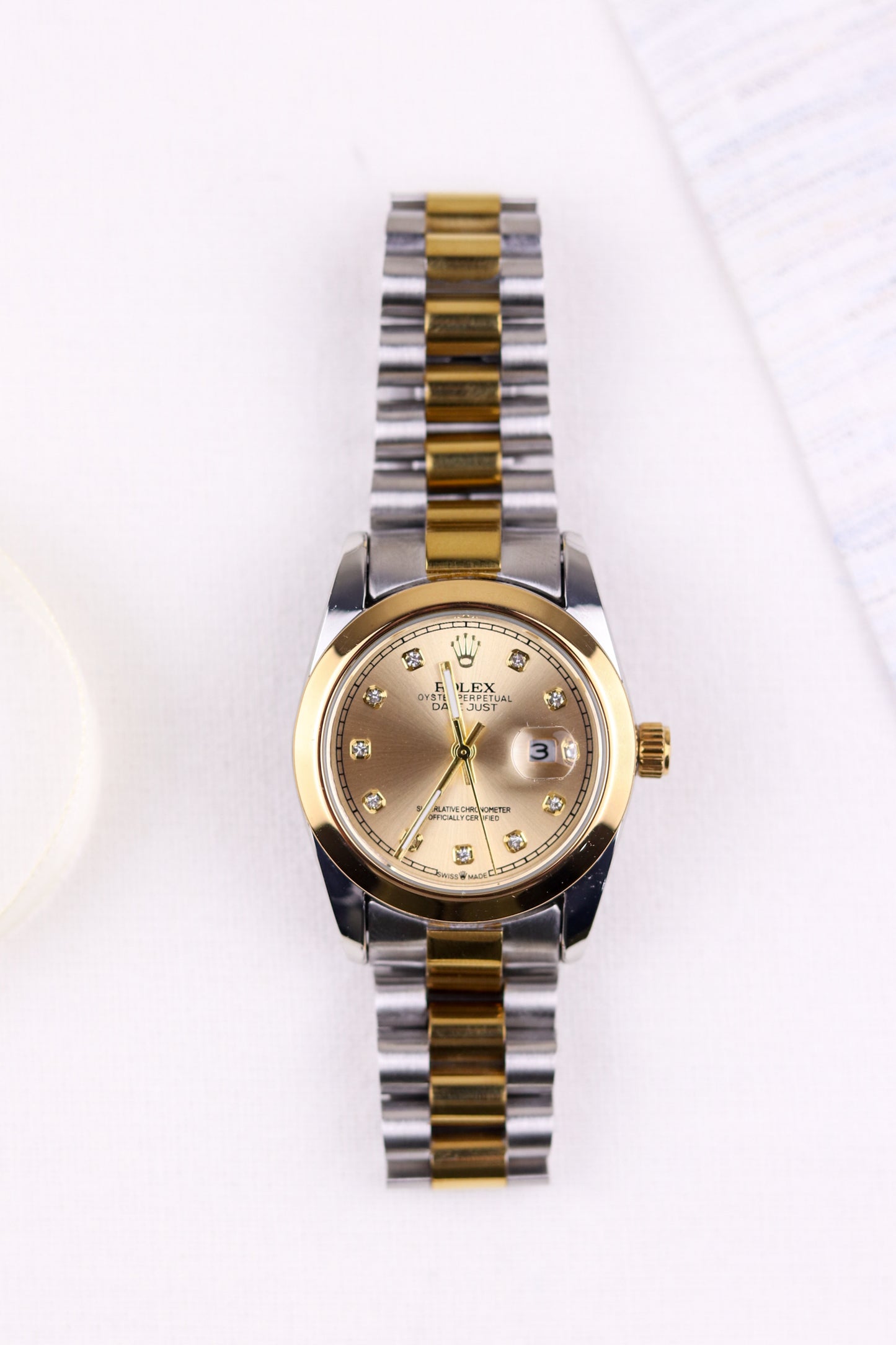 Rol-ex Golden Jubilee DateJust Women Watch - Plain Bezel