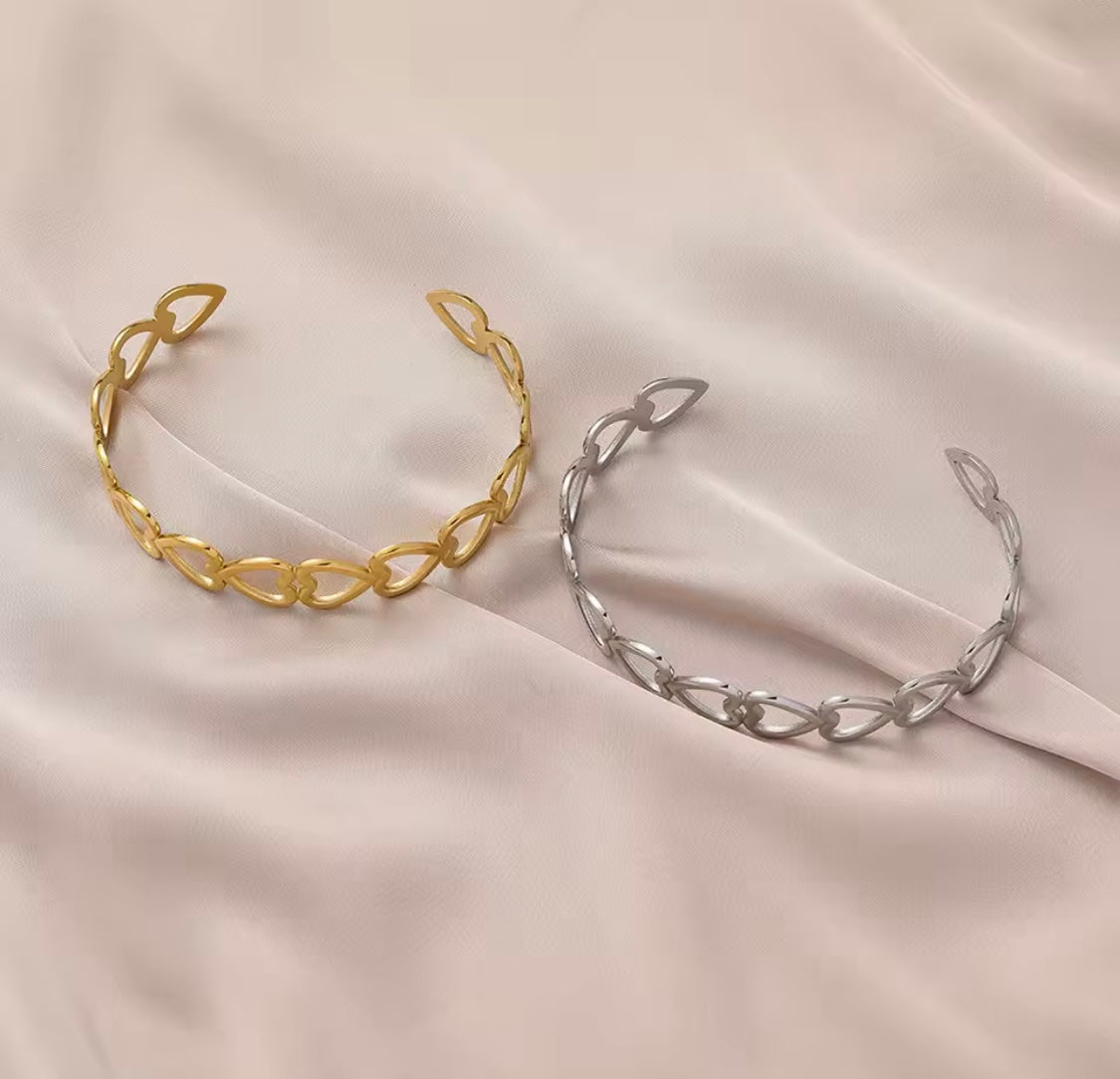 Golden Heart Open Cuff Bangle