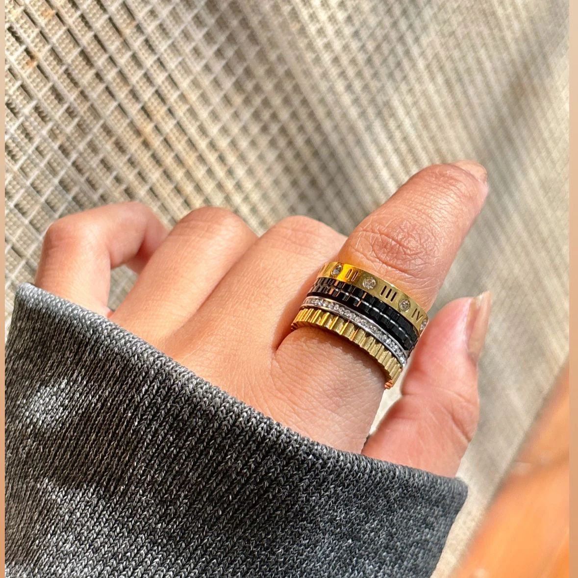 Quadra Luxe Stack Ring 22k