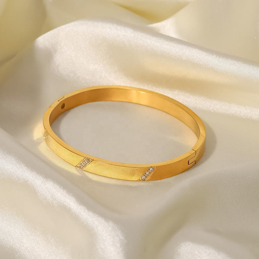 DELILAH BANGLE