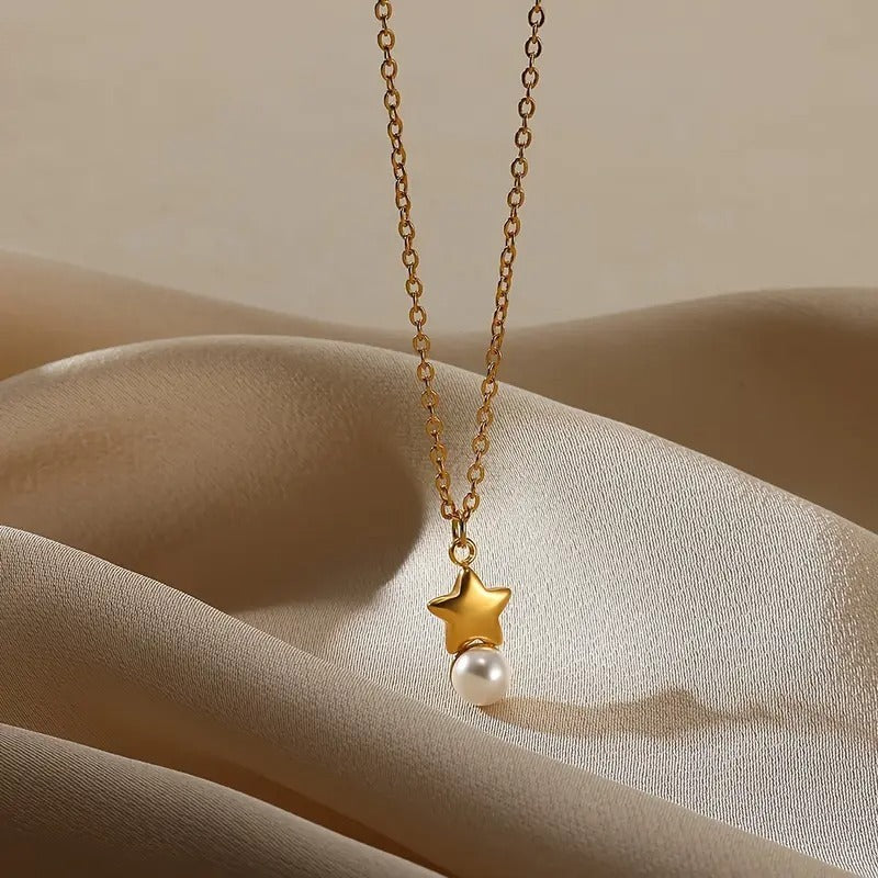 Star Pendant Necklace