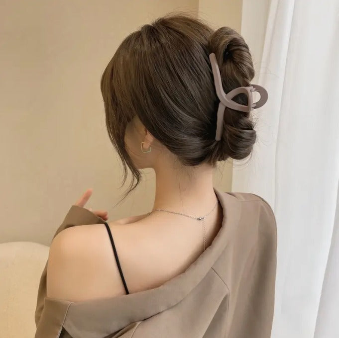 6pcs Set Milk Tea Color Random Hair Clips