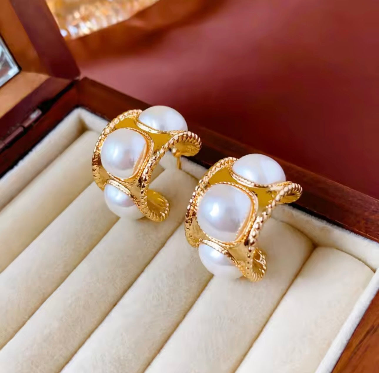 Everglow Pearl Hoop Earrings | Pearl Earrings Pakistan