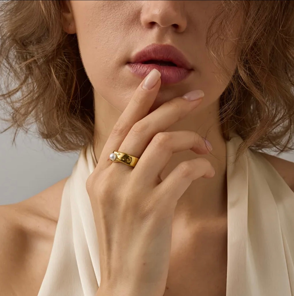 Aurelie Pearl Ring