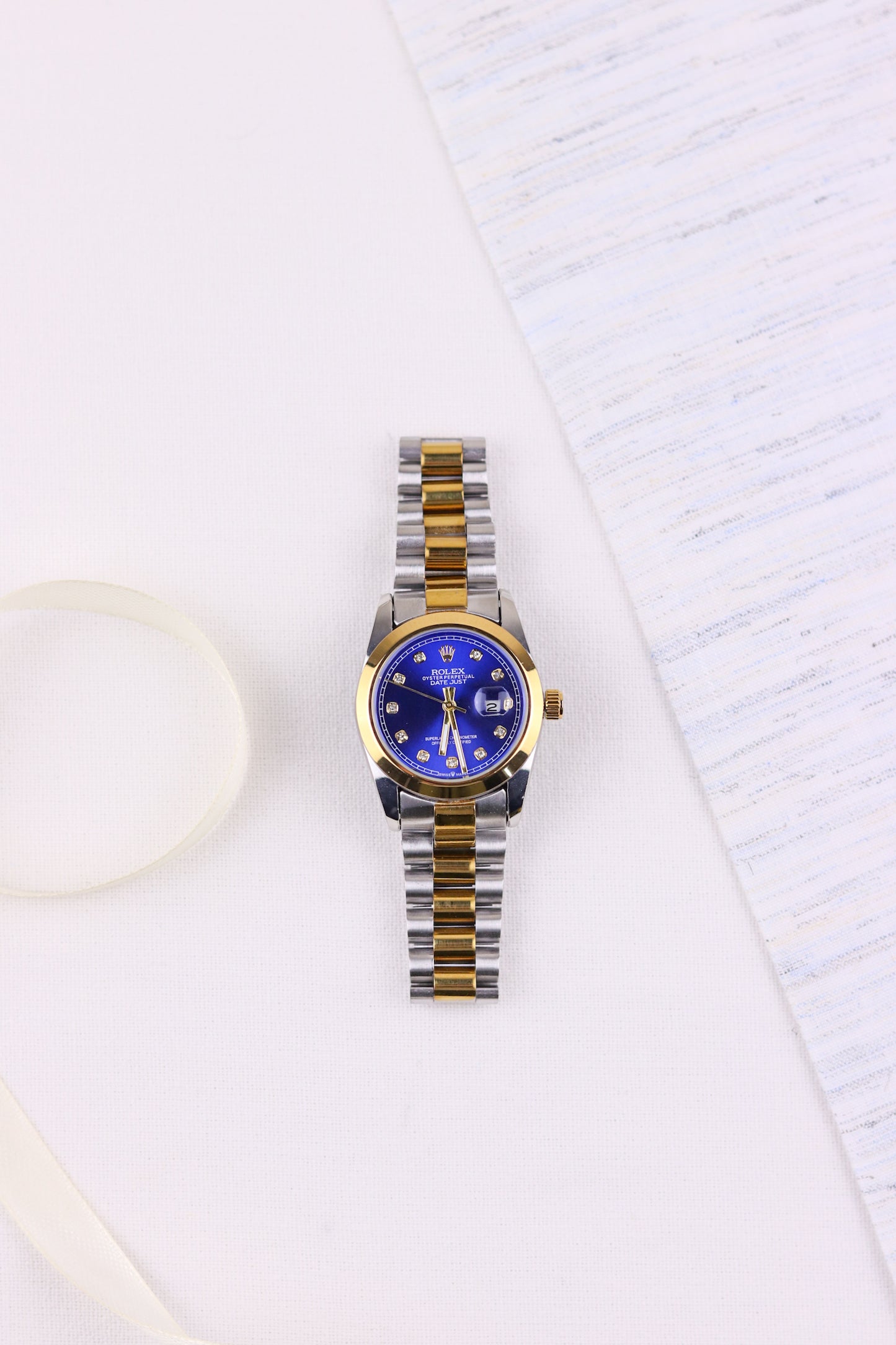 Rol-ex Blue Dial Delight DateJust Women Watch - Plain Bezel