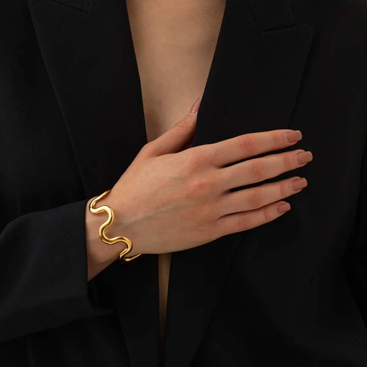The Ripple Bangle