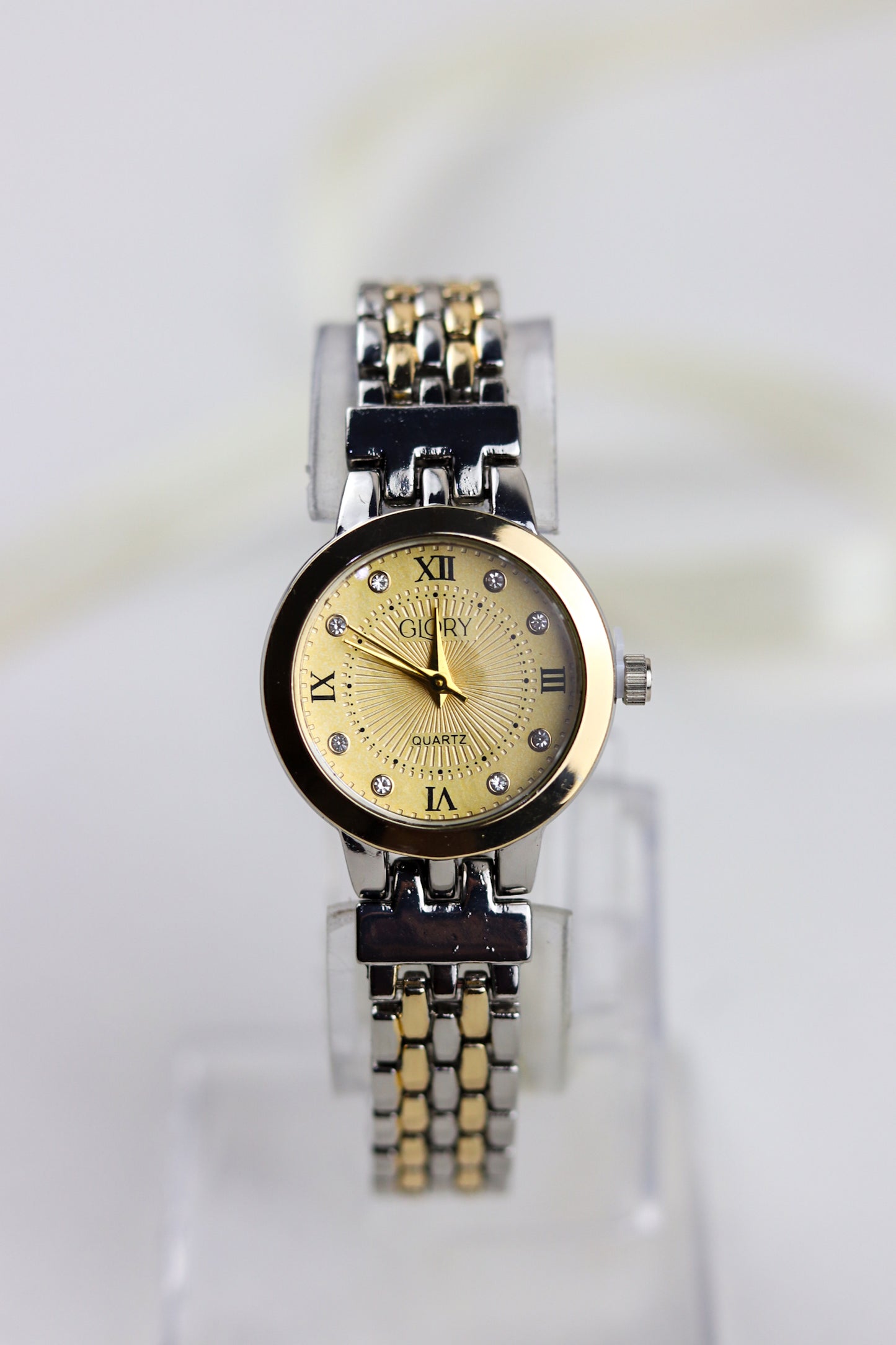 Glory Quartz Elegance Watch