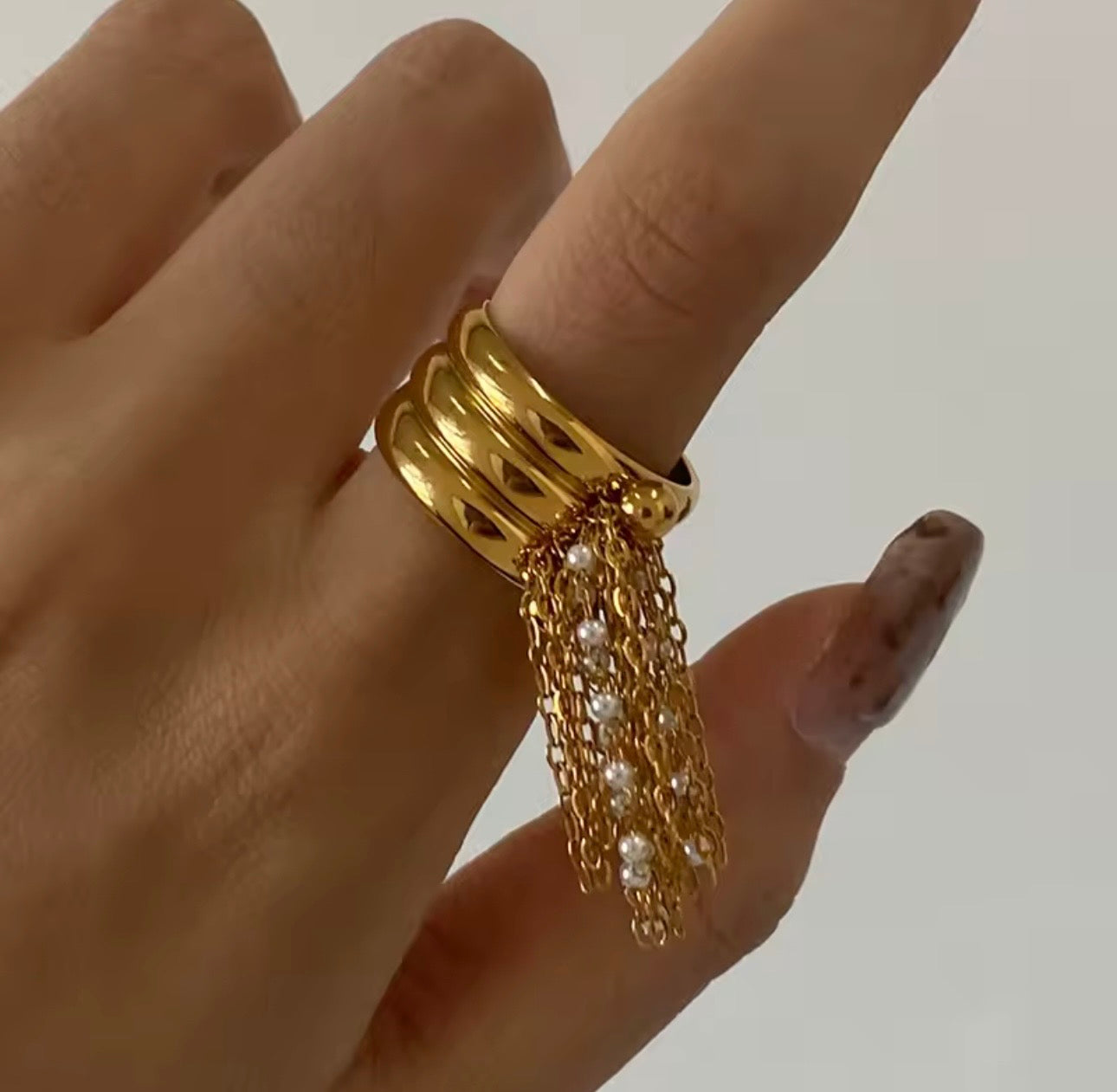 Golden Tassel Treasure