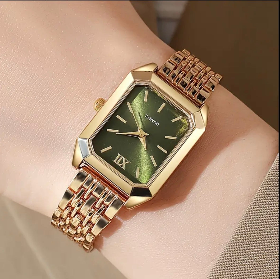 The Legacy Quartz Women Watch