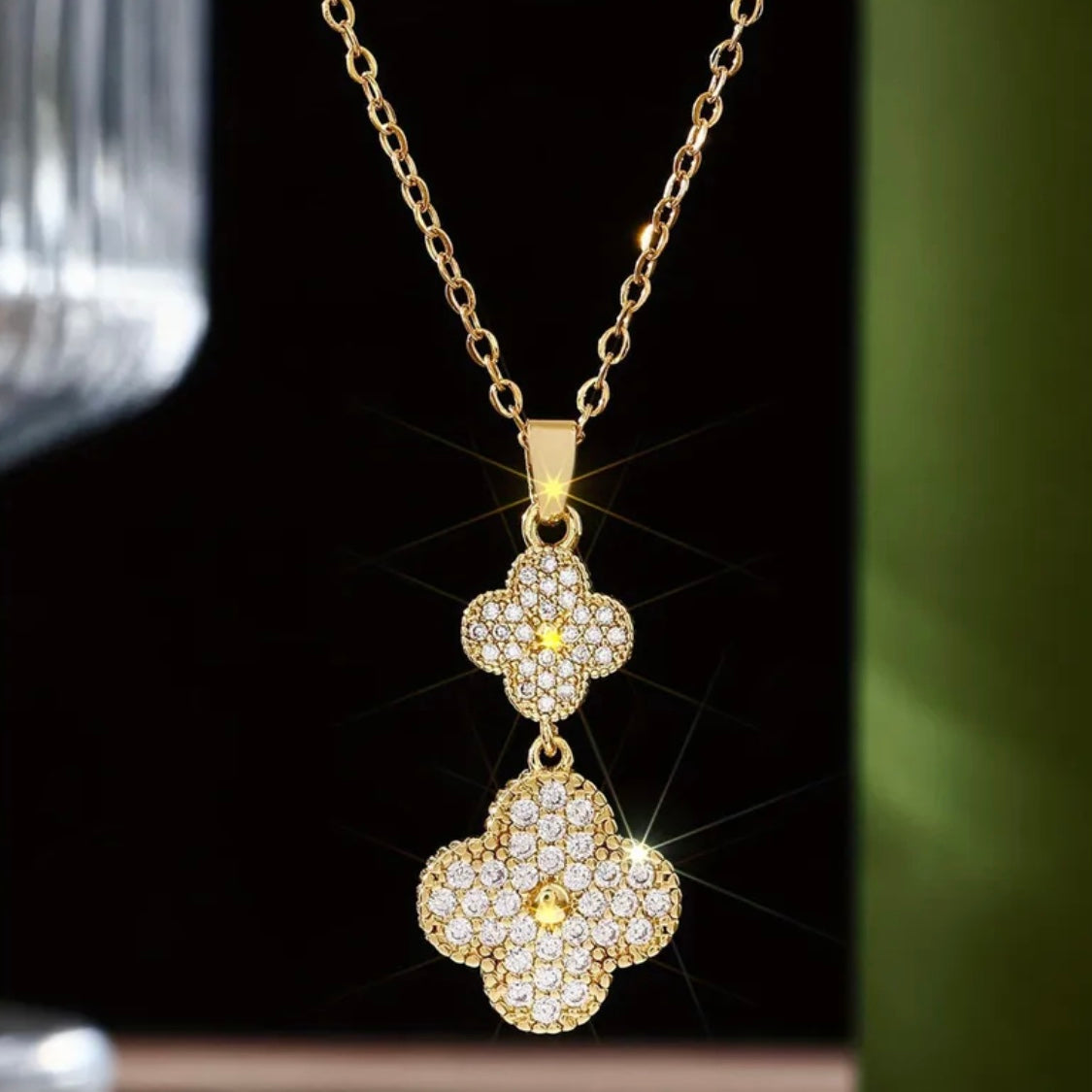 Double Clover Gold Necklace – 18K Gold Plated Stainless Steel Lucky Clover Necklace Pakistan
