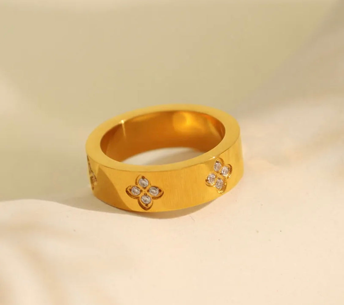 Gold Leaf Ring