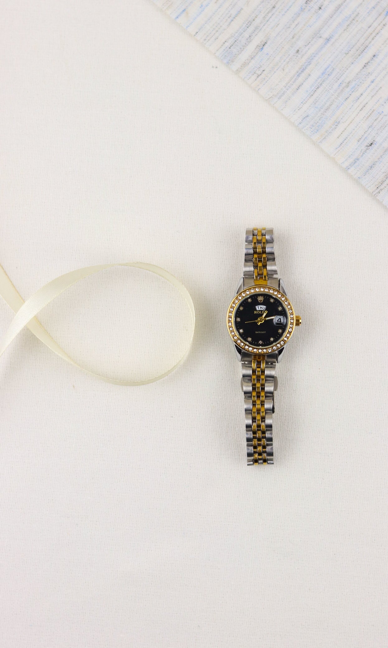 Ro-lex Twotone Timepiece Day-Date Watch