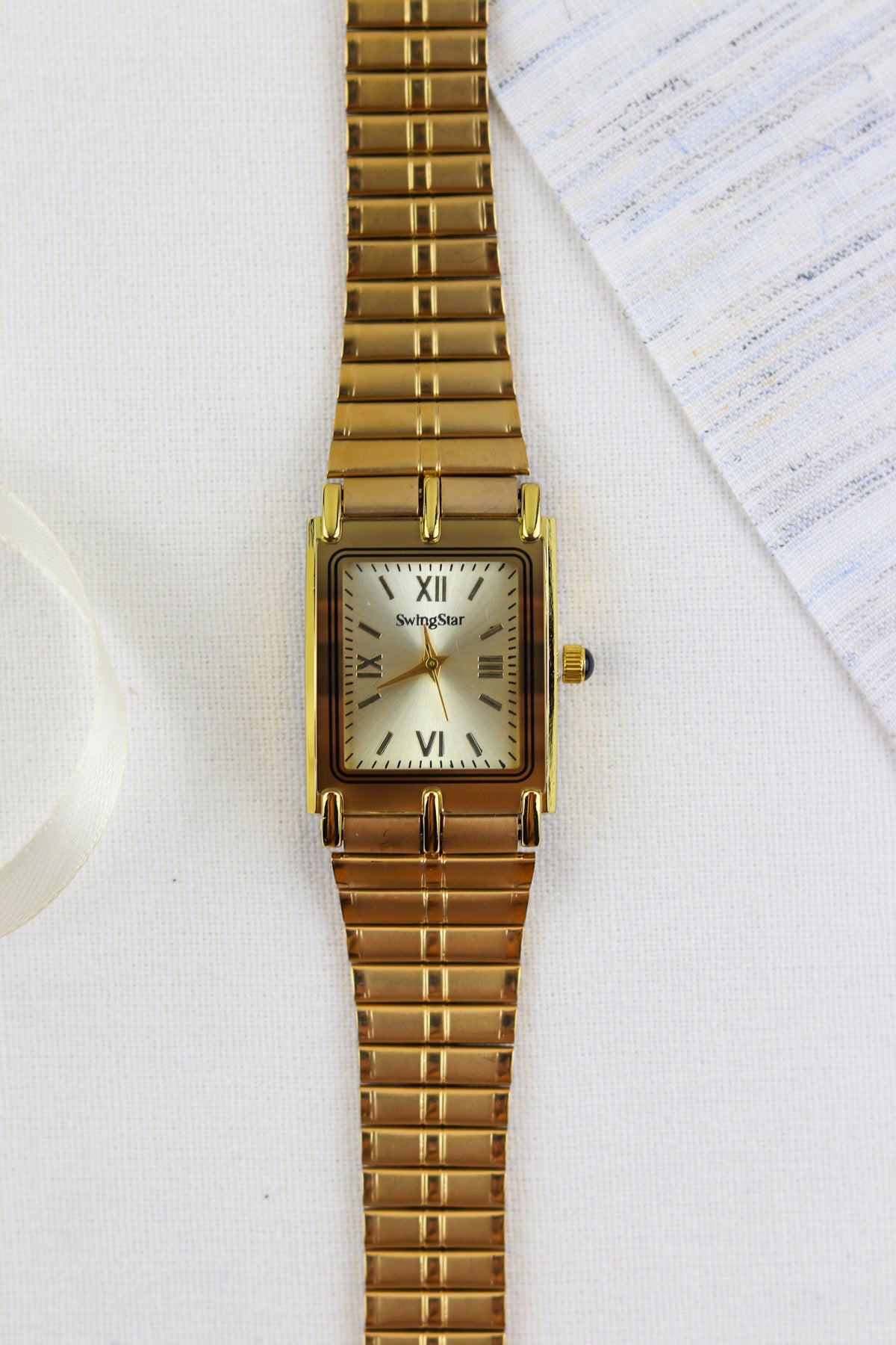 SwingStar Roman Gold Watch