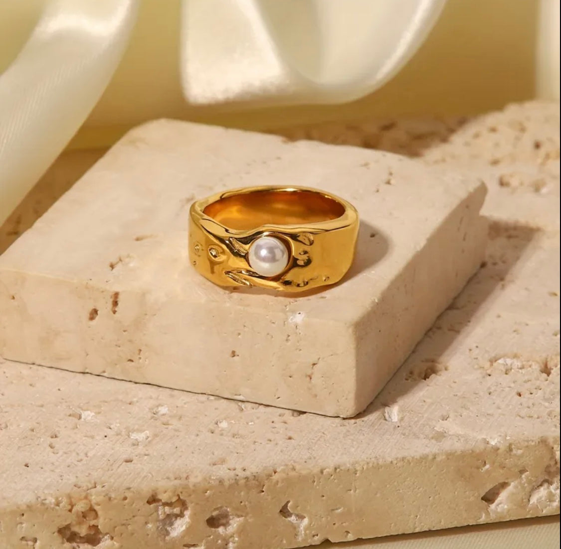 Aurelie Pearl Ring