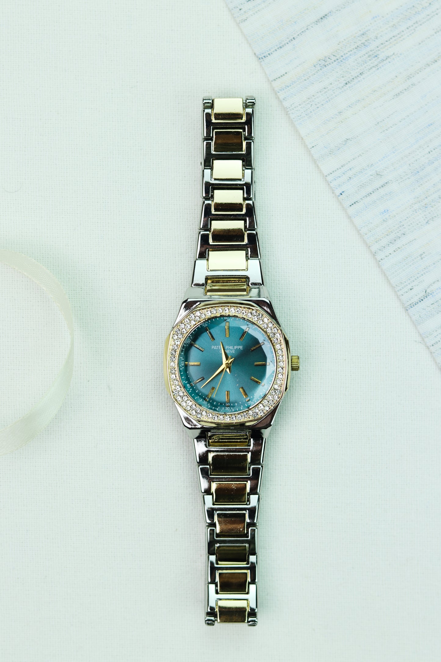 Patek Royal Teal Women Watch