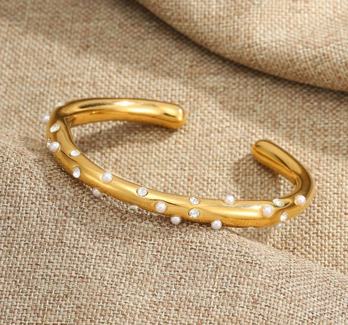 Dotted Pearl Cuff