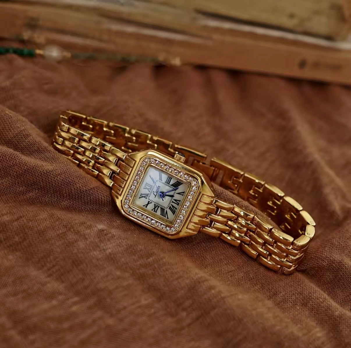 Lsotr Diamond Watch