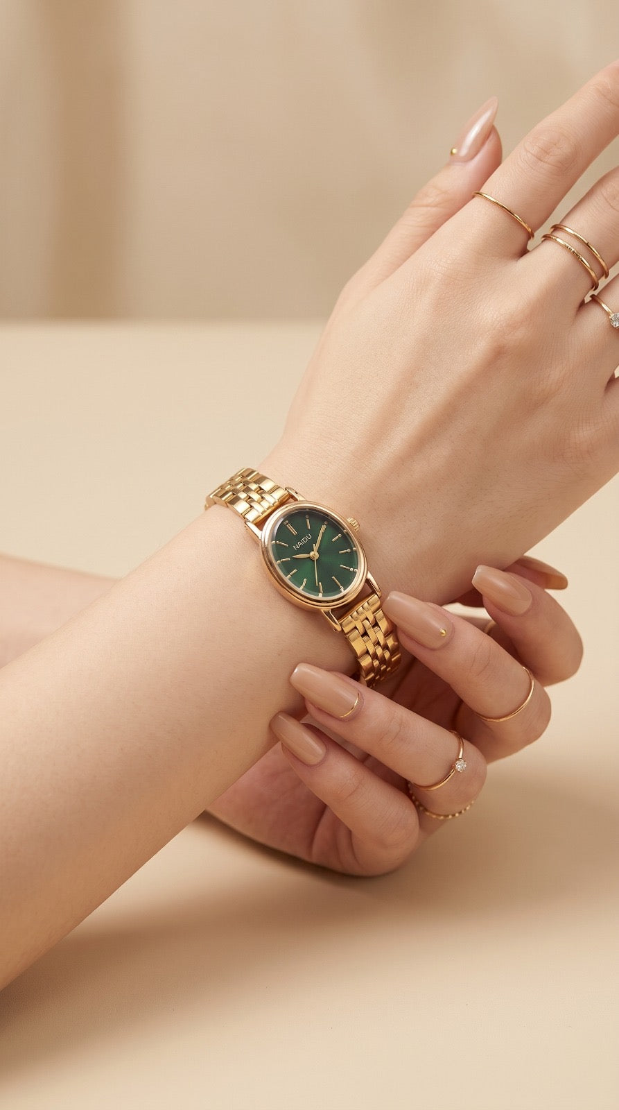 Naidu Emerald Vintage Oval Women Watch