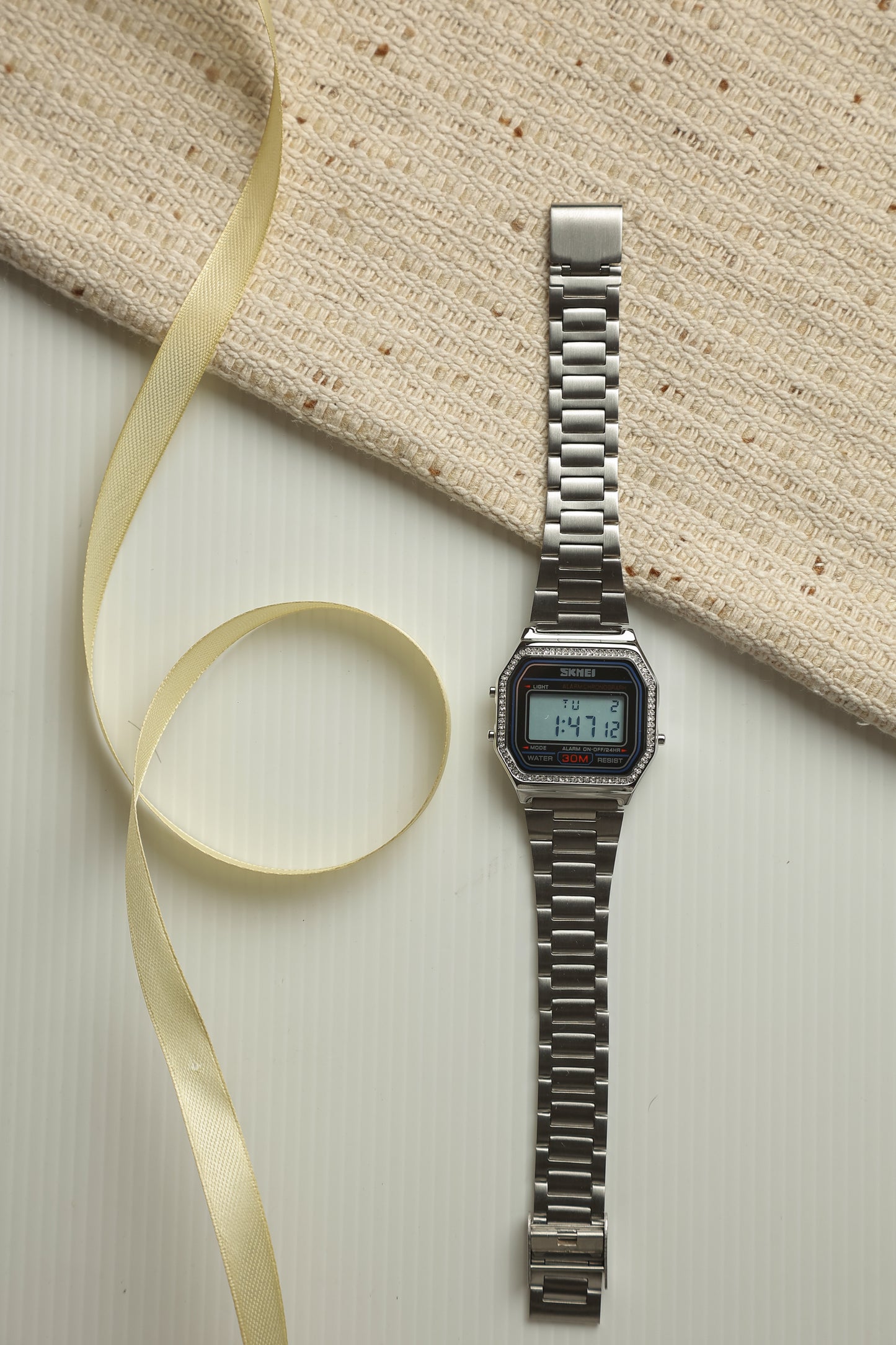 SKMEI Vintage - Silver Watch