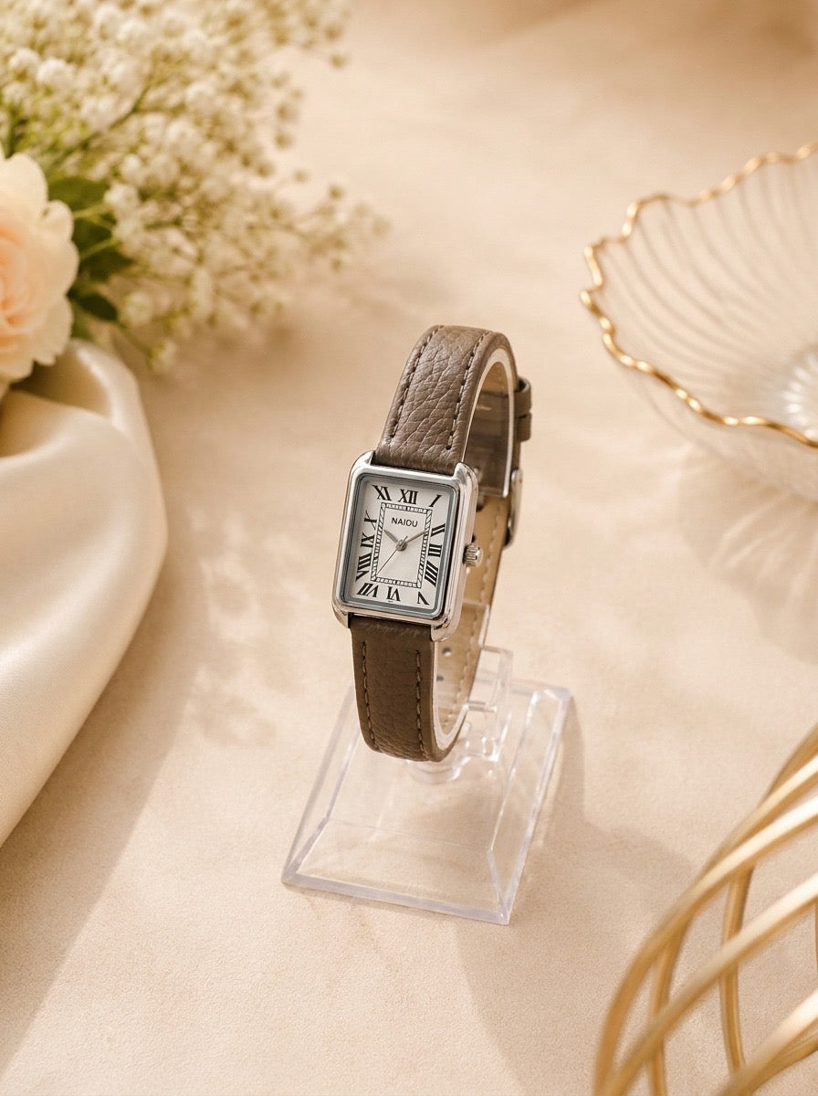 Naidu Heritage Women's Strap Watch
