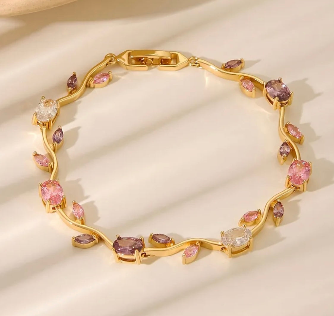 Tulip Floral Vine Golden Bracelet