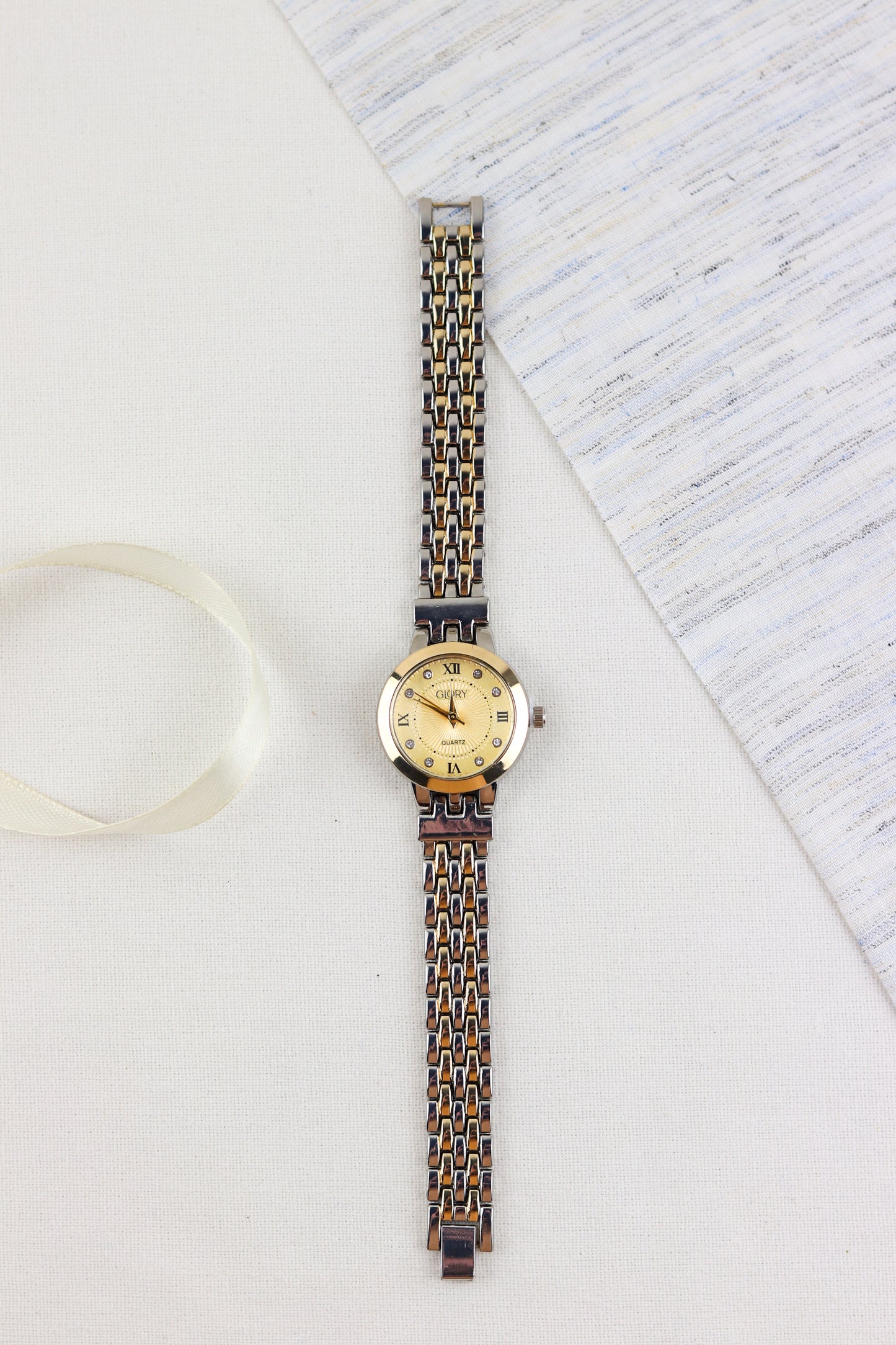 Glory Quartz Elegance Watch