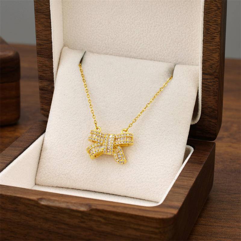 Bow Sparkle Necklace