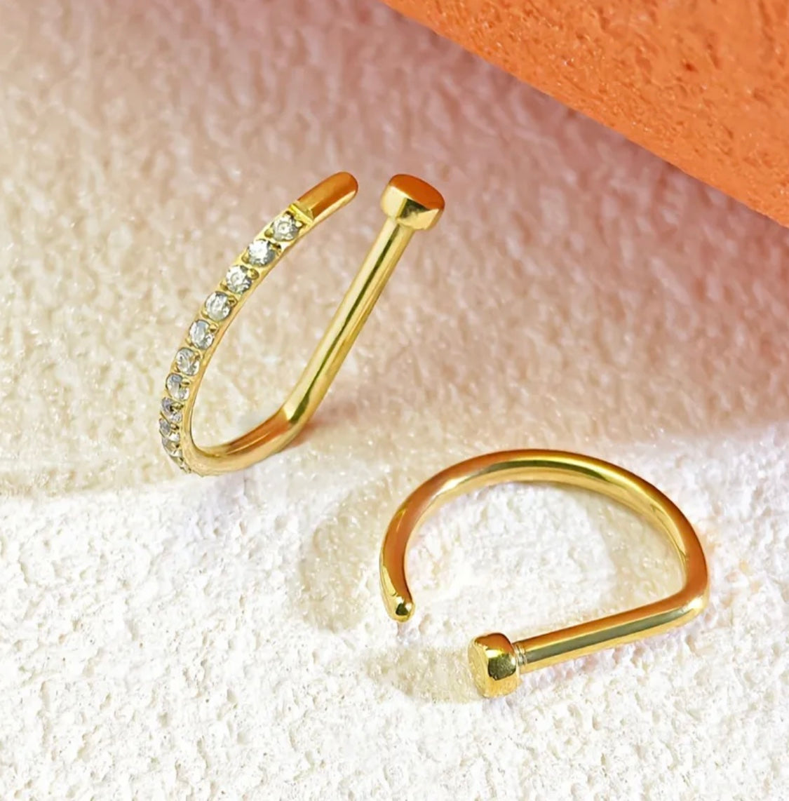 D-Shaped Pearl Nose Ring – Elegant Stainless Steel Pearl Nose Ring Pakistan