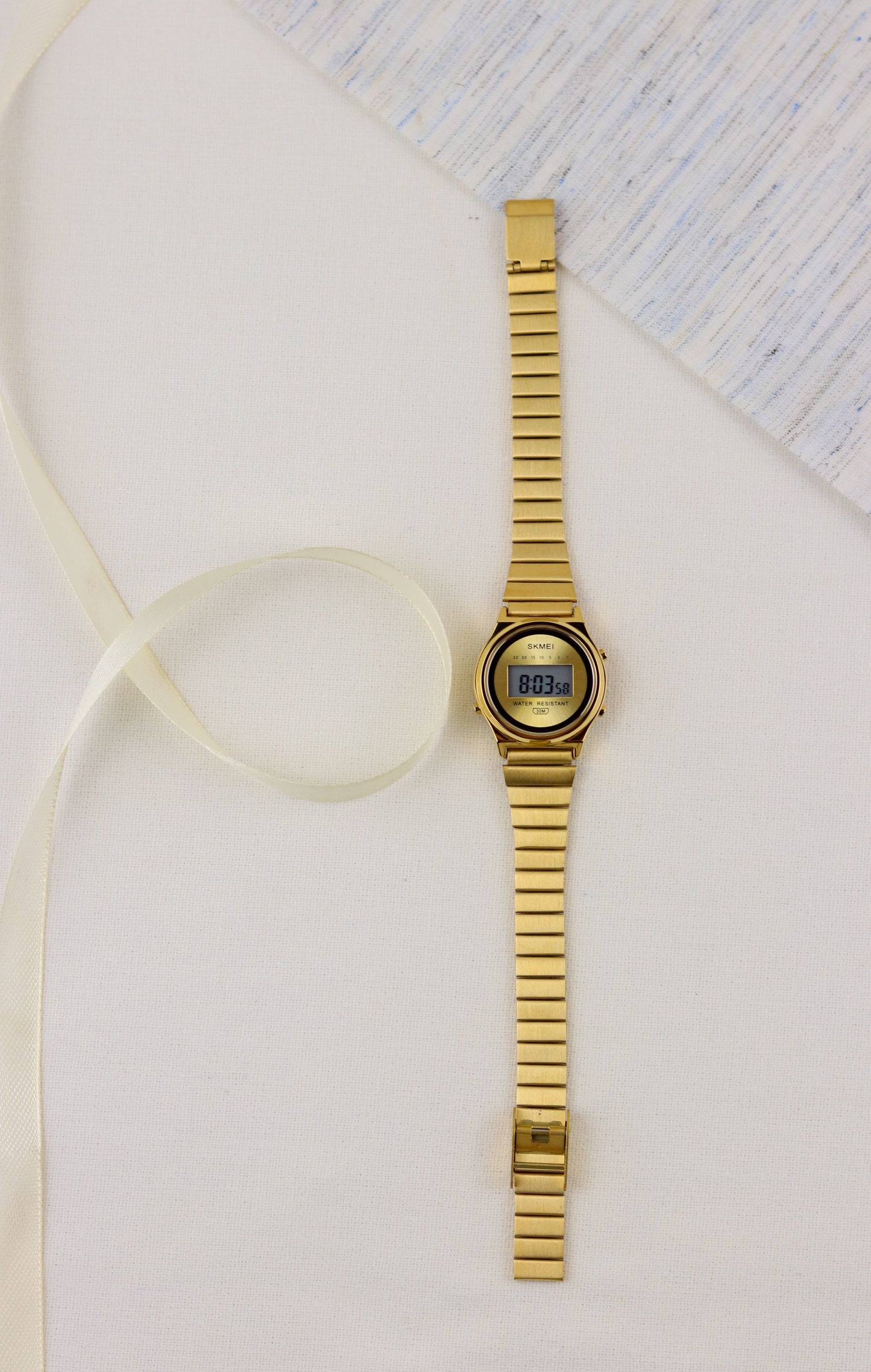Skmei Classic Golden Digital Charm