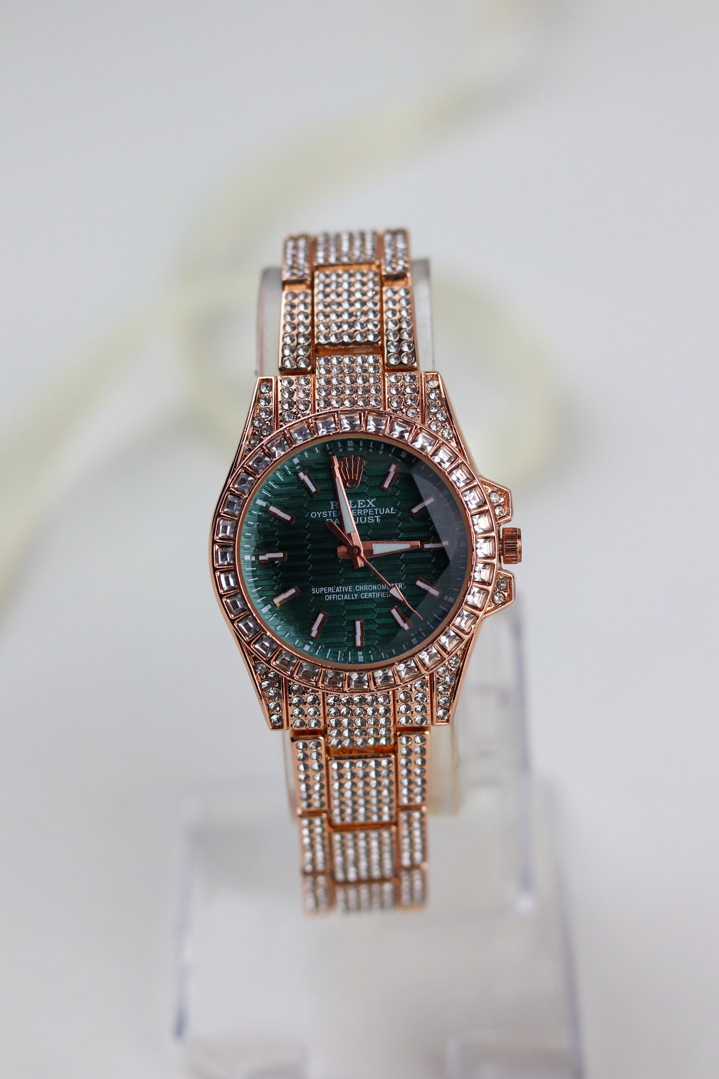 Rol-ex Emerald Gleam Watch