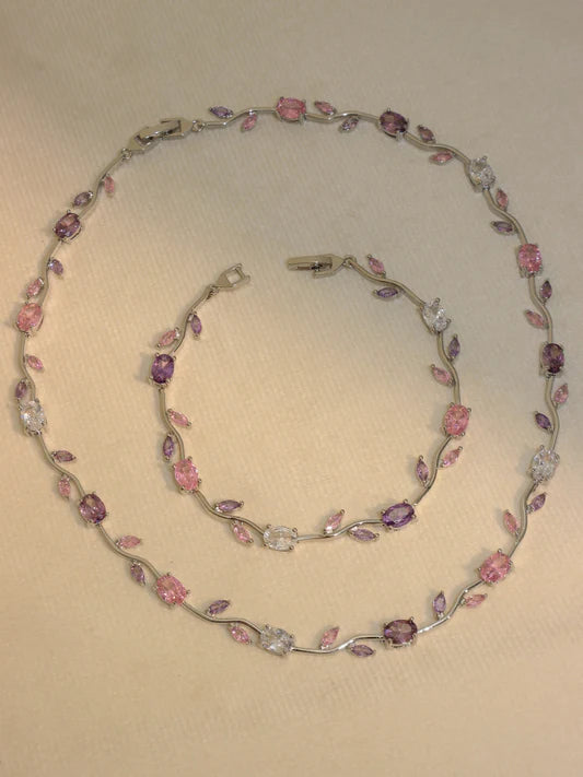 Tulip Floral Vine Silver Set