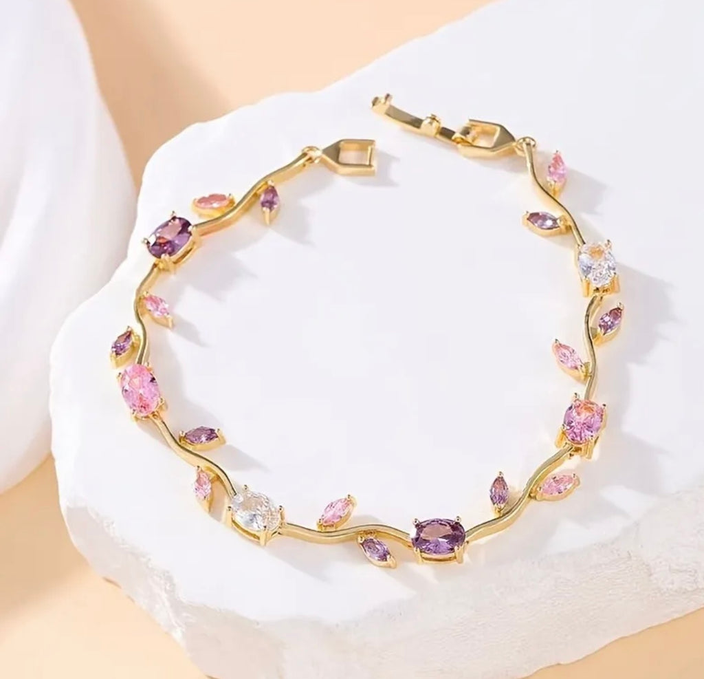 Tulip Floral Vine Golden Bracelet