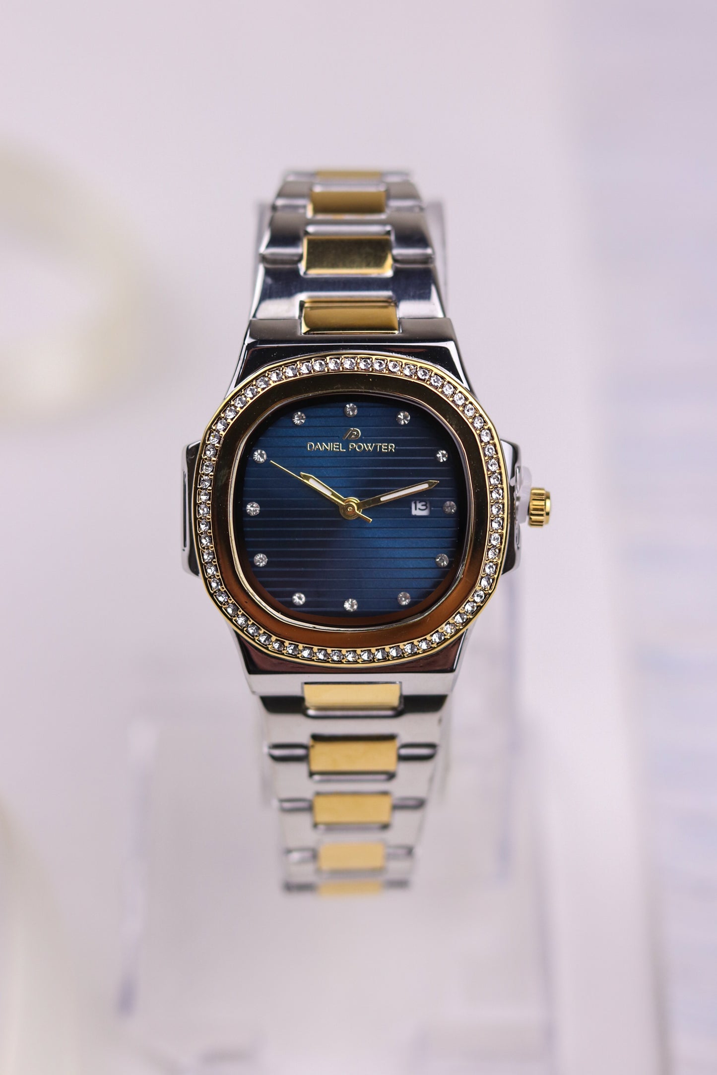 DP Oceanic Sparkle Women Watch