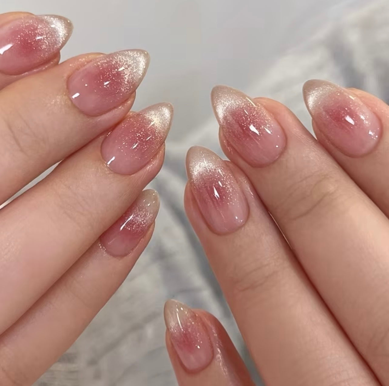 Pink blush almond-shaped 24pcs Press-on Nails