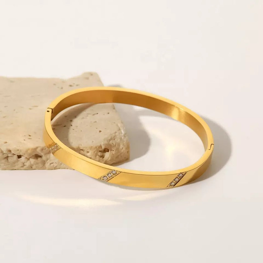 DELILAH BANGLE