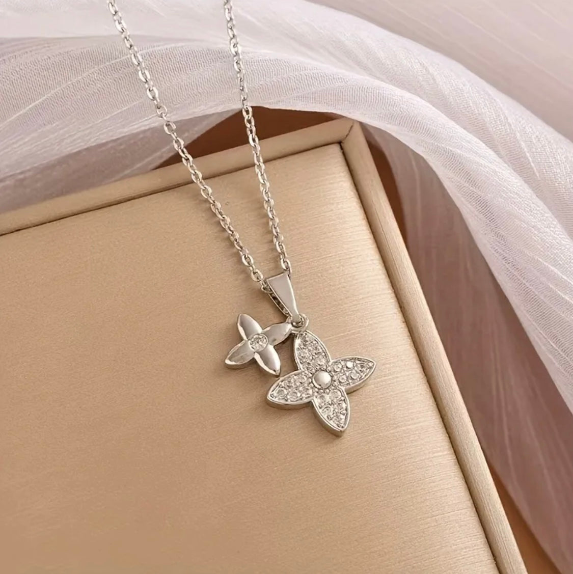 Double Leaf Grass Necklace – Nature-Inspired 18K Gold Plated Necklace for Women in Pakistan
