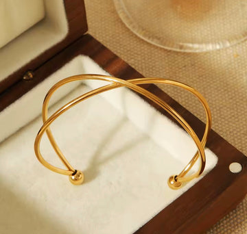 Criss-Cross Cuff Bangle gold plated open cuff bangle for women Pakistan – Jewelistic
