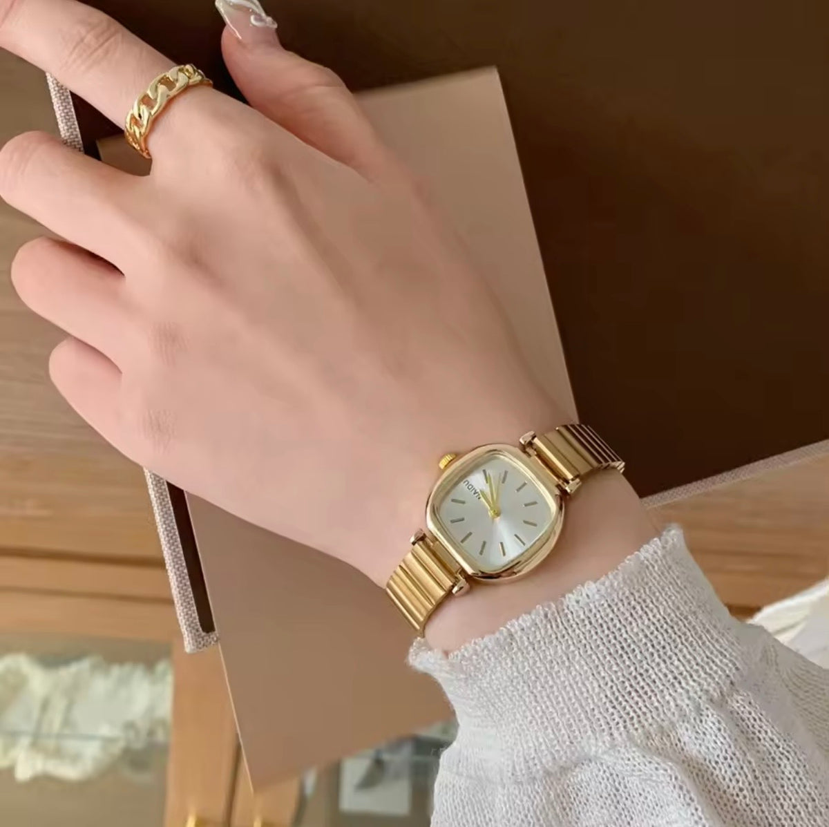 The Classic Naidu Women Watch
