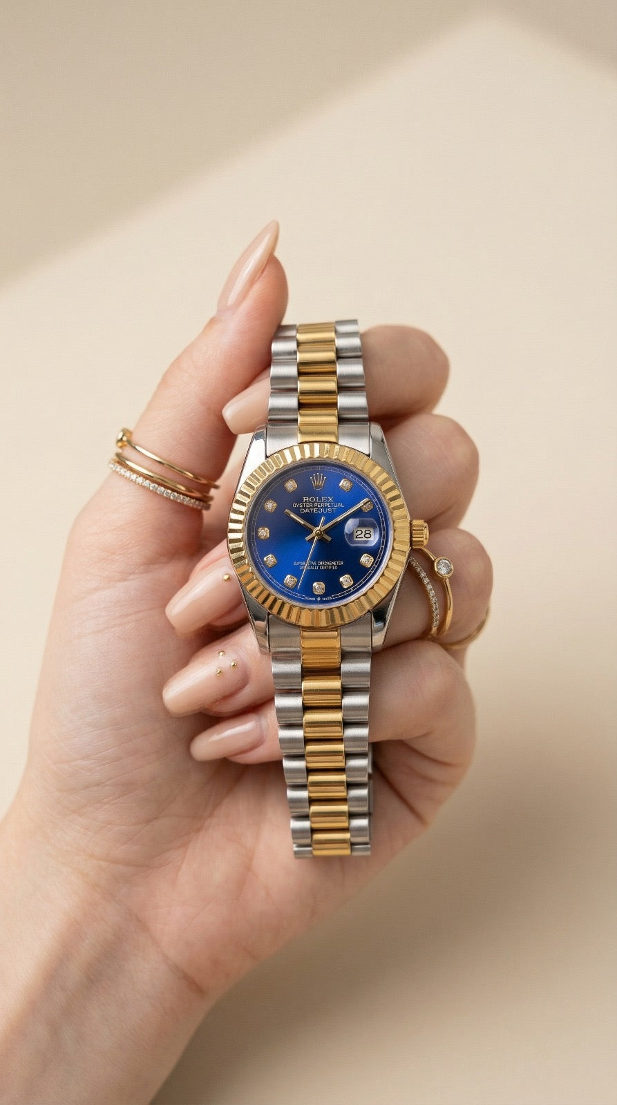 Rol-ex Blue Dial Delight DateJust Women Watch - Fluted Bezel
