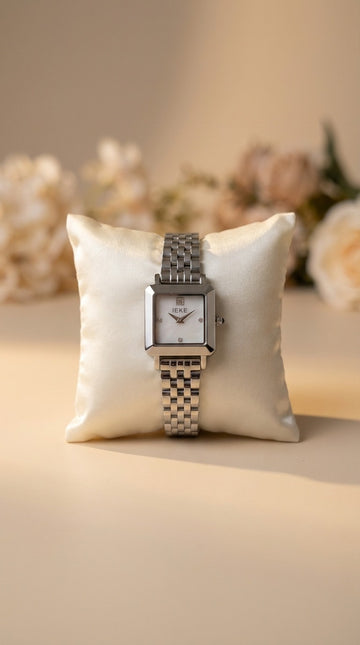 IEKE Vintage Square  Women Watch