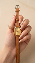 Dainty Retro Women Strap Watch